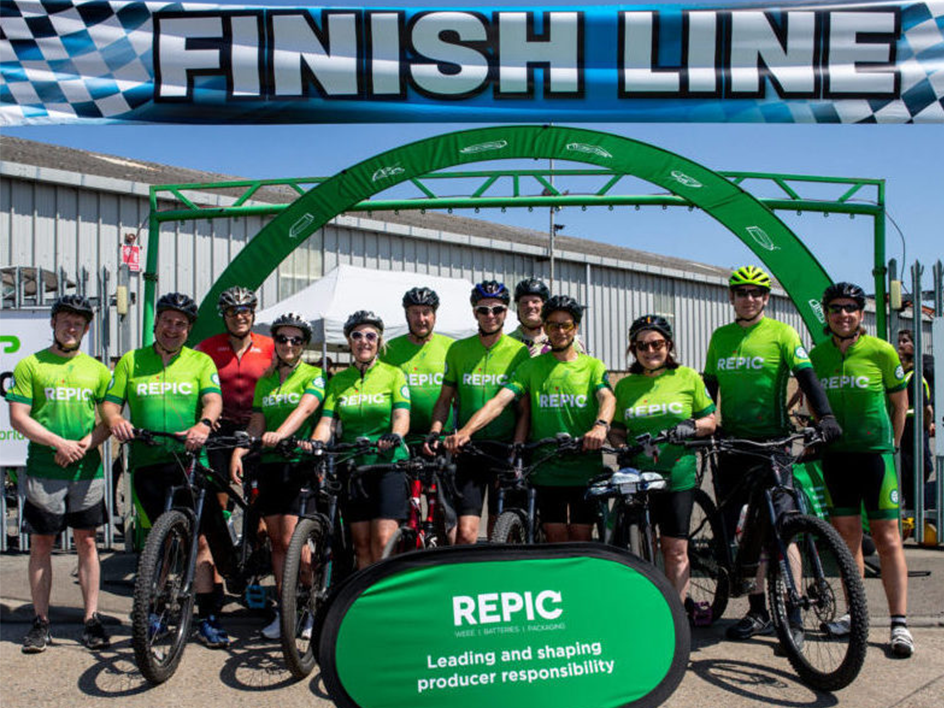 Repic cycling team on the finish line